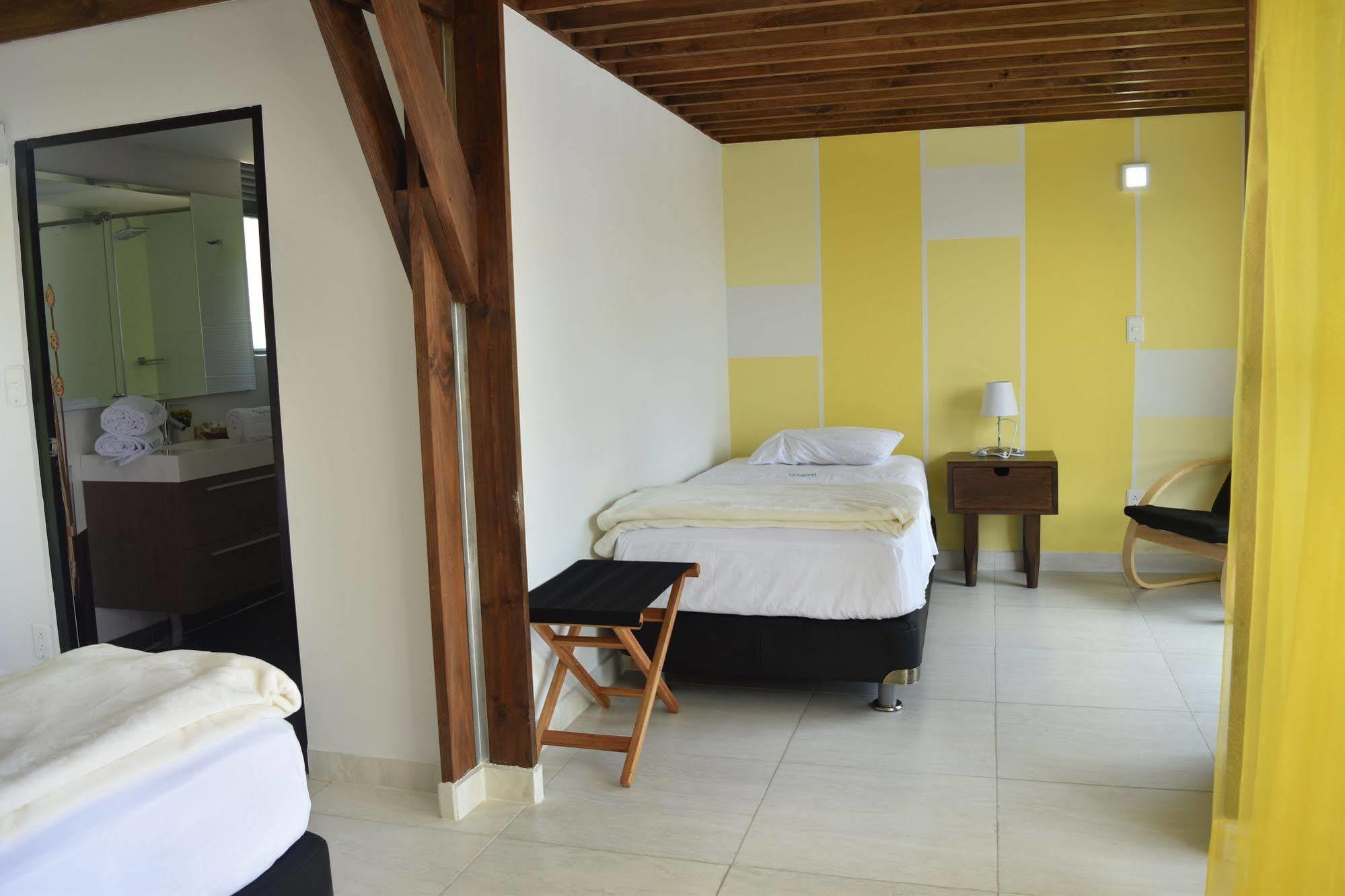 Hotel Syvanna Wellness And Spa Cerritos Exterior foto