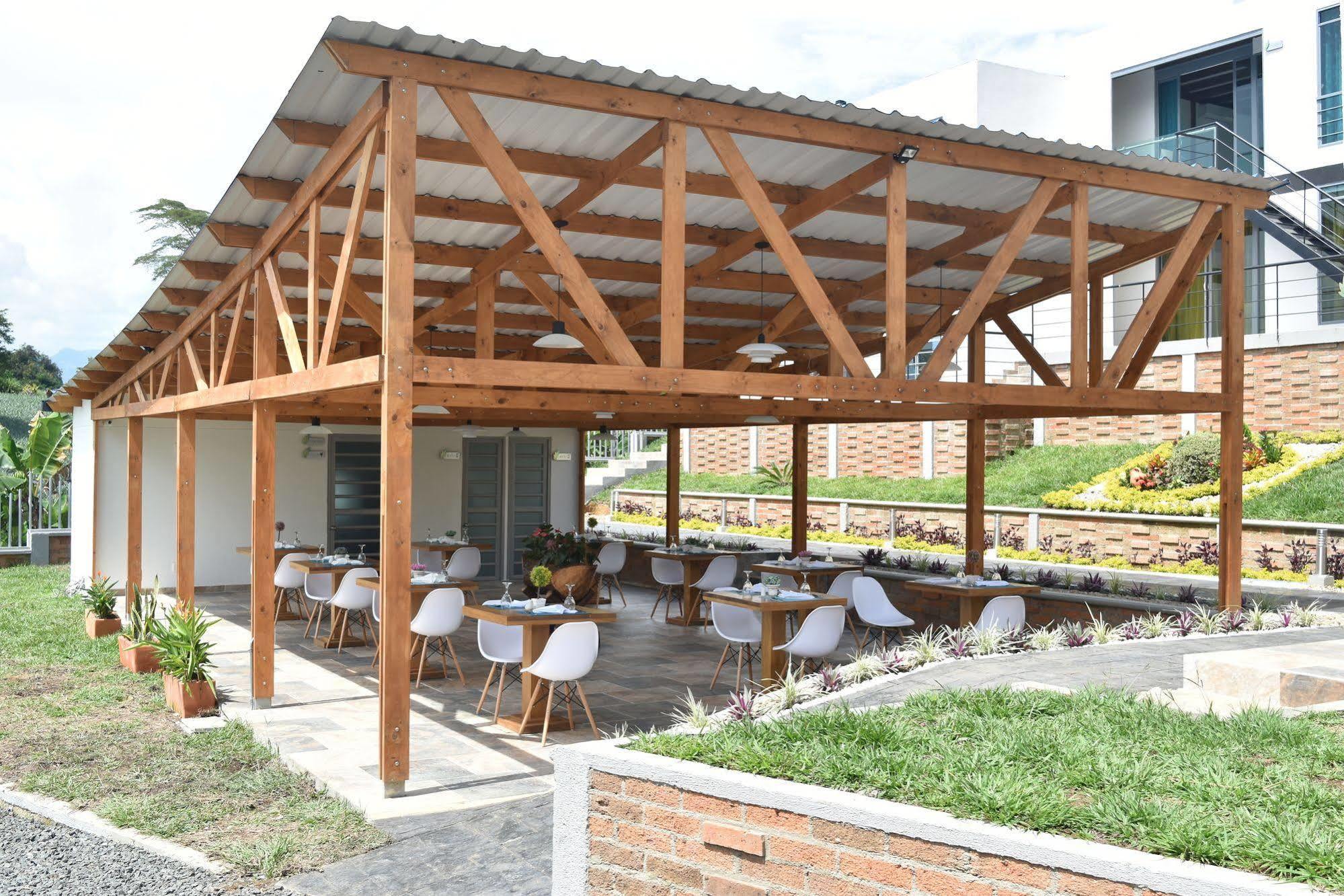 Hotel Syvanna Wellness And Spa Cerritos Exterior foto