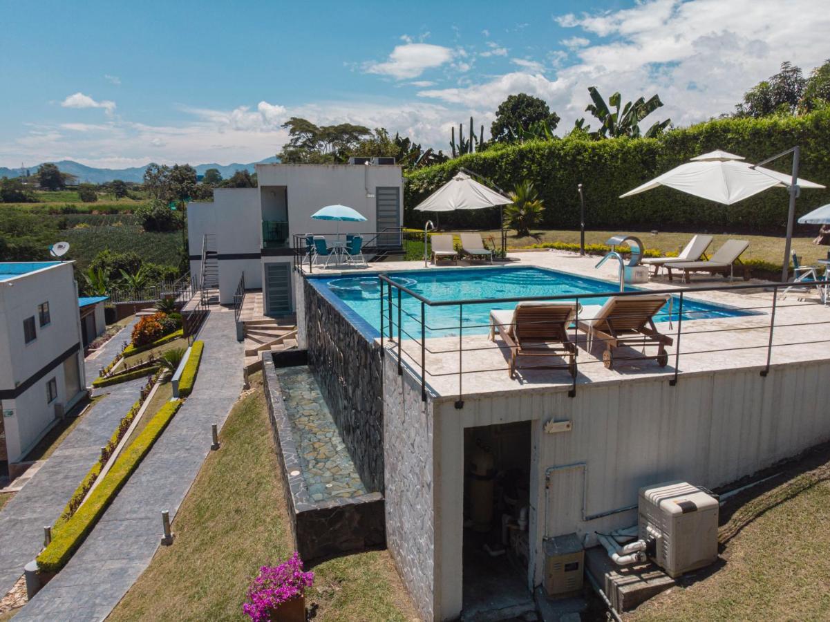 Hotel Syvanna Wellness And Spa Cerritos Exterior foto